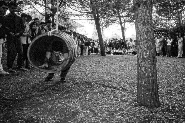 Jogo do Barril, adultos